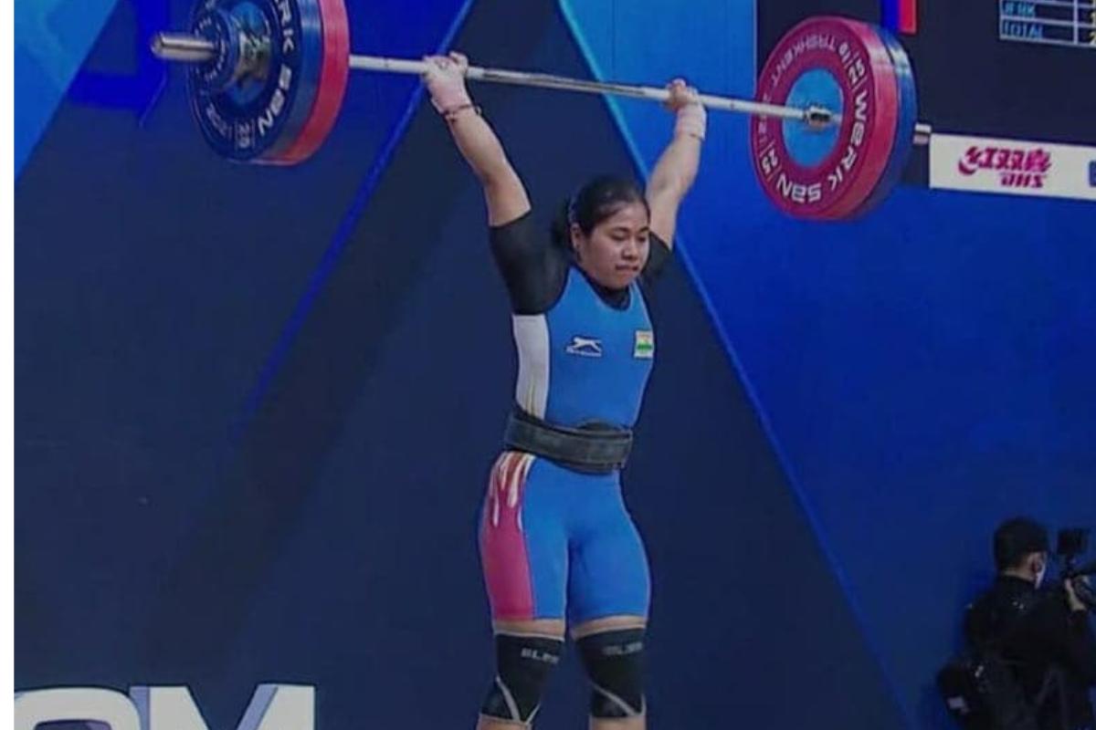 S Bindyarani Devi broke the record once held by Mirabai Chanu