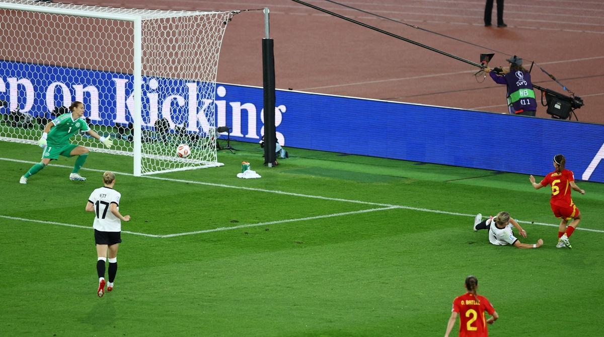 Aitana Bonmati sends the ball past goalkeeper Ann-Katrin Berger in extra-time to give Spain victory over Germany in the women's Euro 2025 semi-final at Stadion Letzigrund, Zurich, Switzerland, on Wednesday.