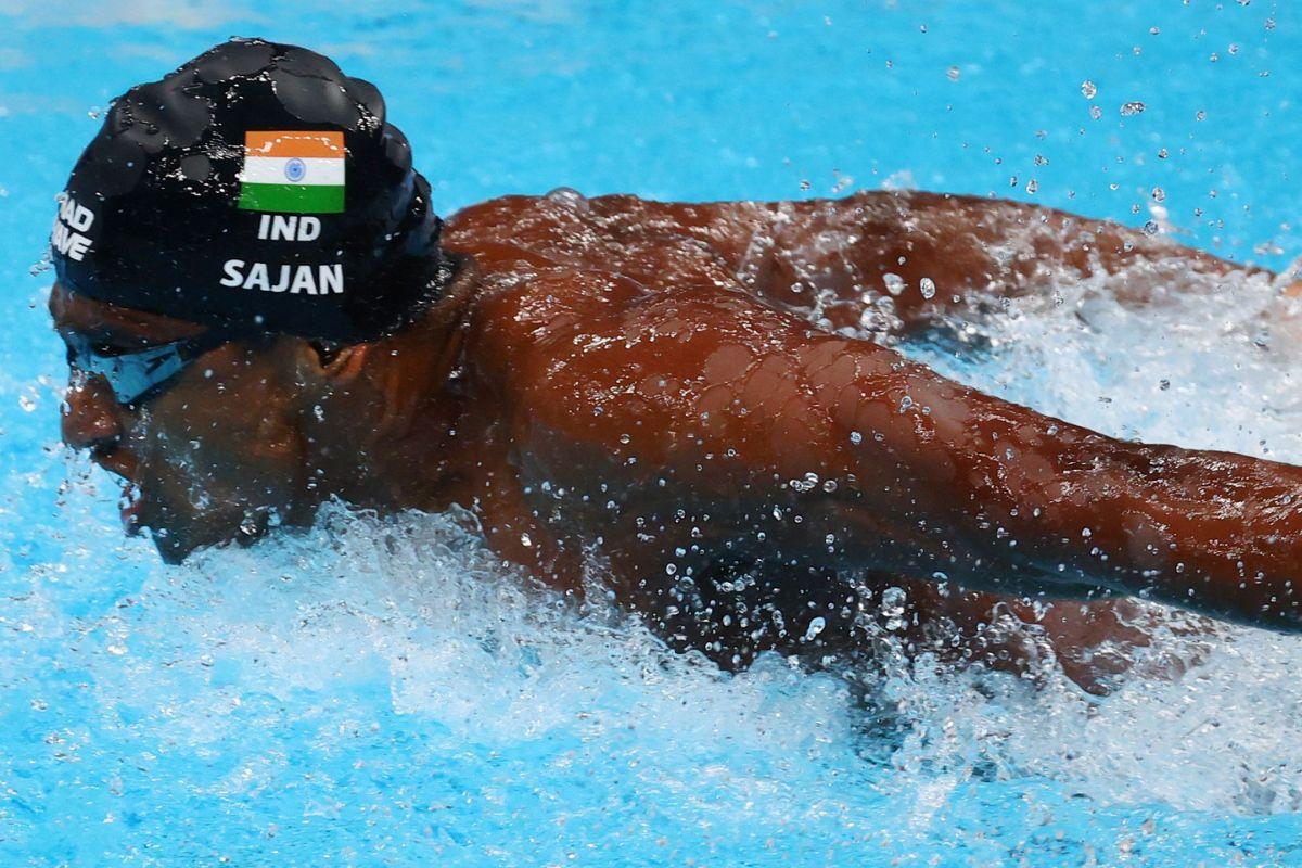 India's Sajan Prakash finished a disappointing 24th in the 200m Butterfly Heats at the World Championships in Singapore on Tuesday