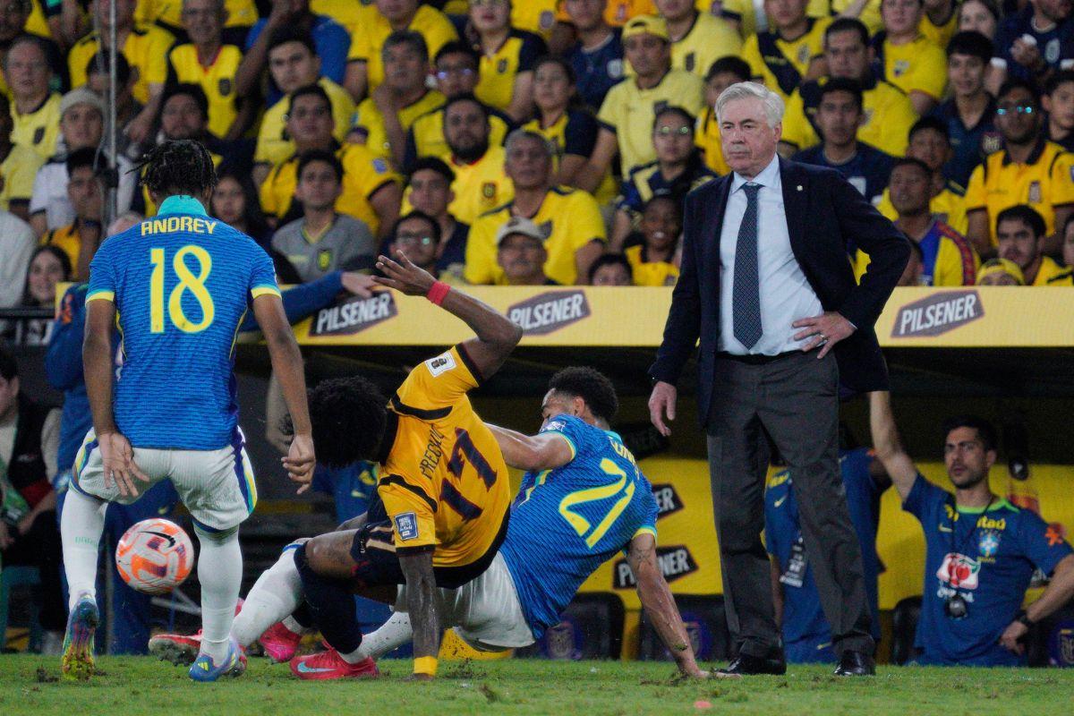 Brazil coach Carlo Ancelotti watches during the South American World Cup Qualifiers between Ecuador and Brazil at Estadio Monumental Banco Pichincha, Guayaquil, Ecuador, on Thursday 