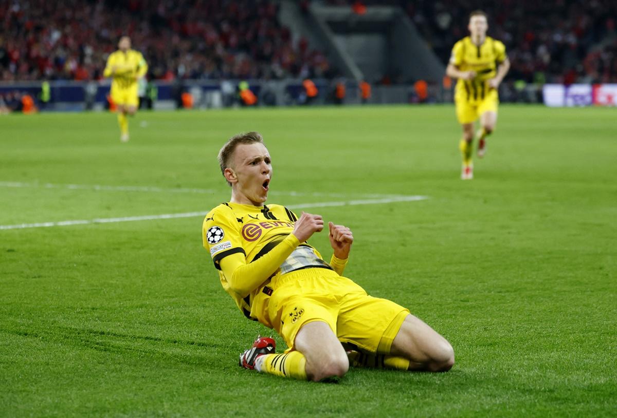 Maximilian Beier reacts after making it 2-0 for Borussia Dortmund.