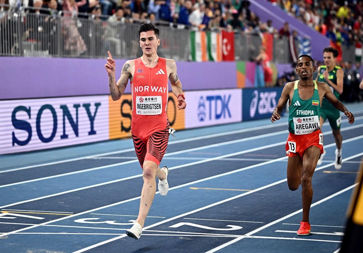 Norway's Jakob Ingebrigtsen celebrates after winning the men's 3000m final.