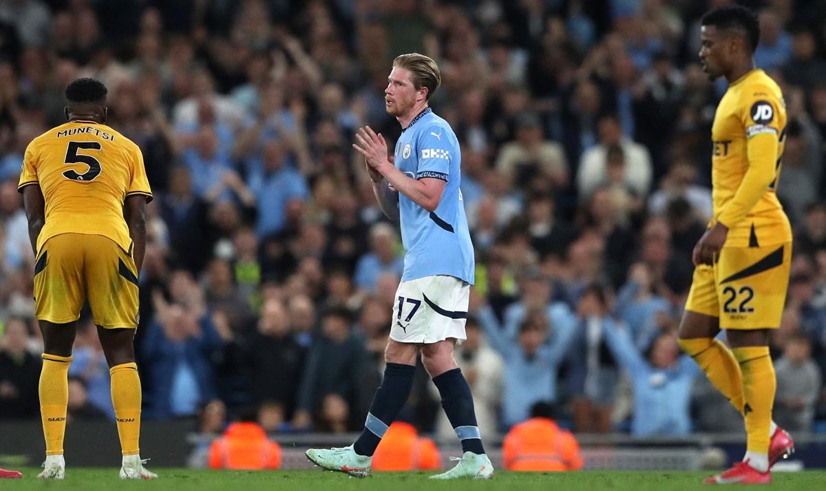 Kevin De Bruyne walks, who played his second-last game at his home stadium, walks off the pitch after being substituted.
