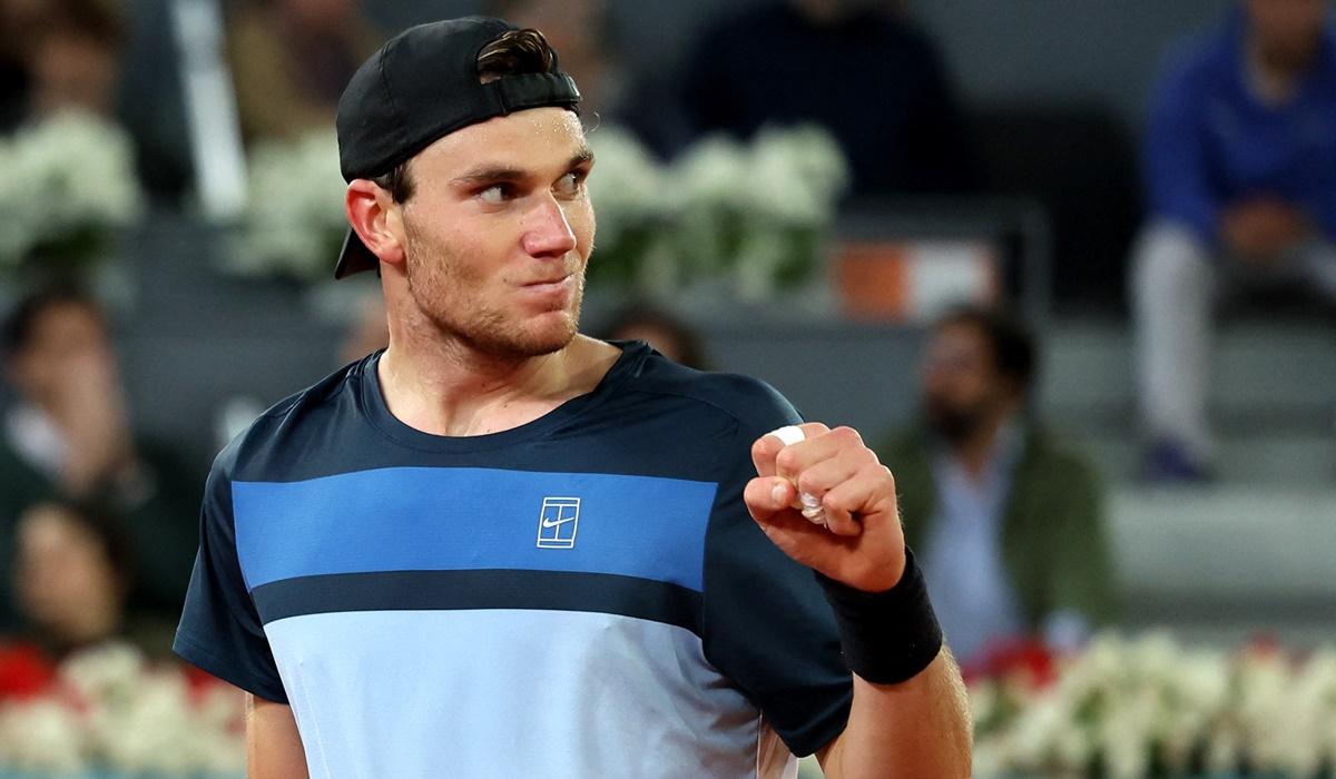 Britain's Jack Draper celebrates winning his semi-final against Italy's Lorenzo Musetti.