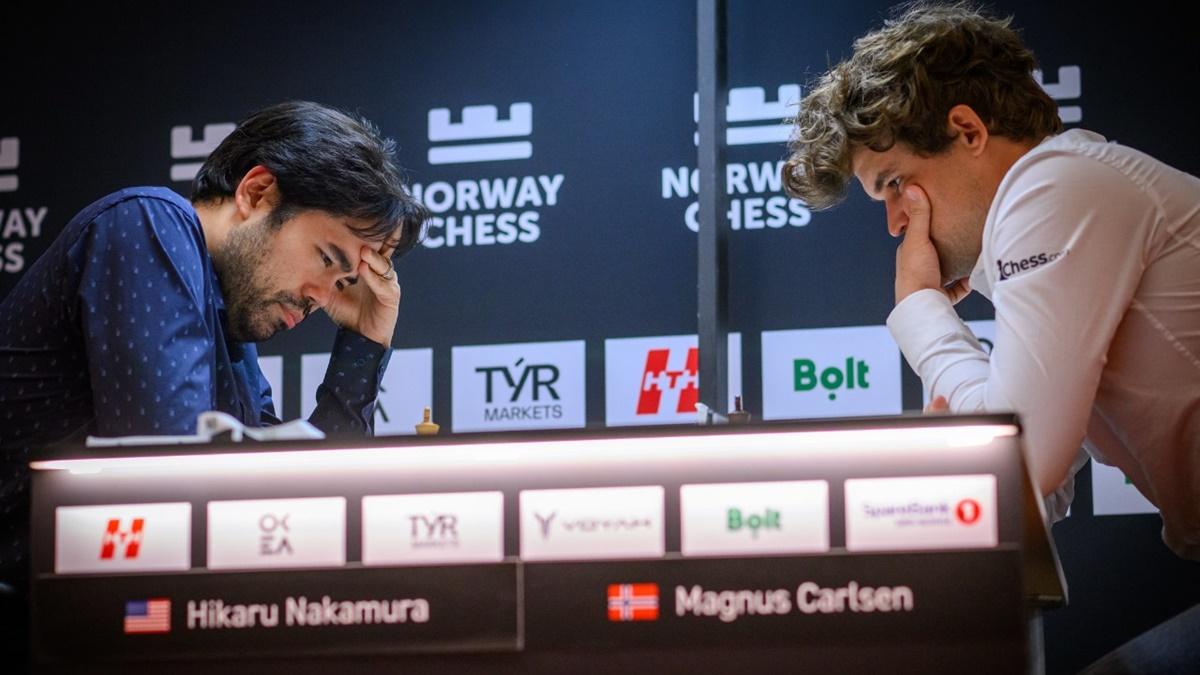 Magnus Carlsen and Hikaru Nakamura