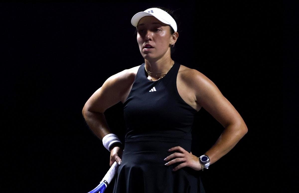 Jessica Pegula reacts after losing the second set.