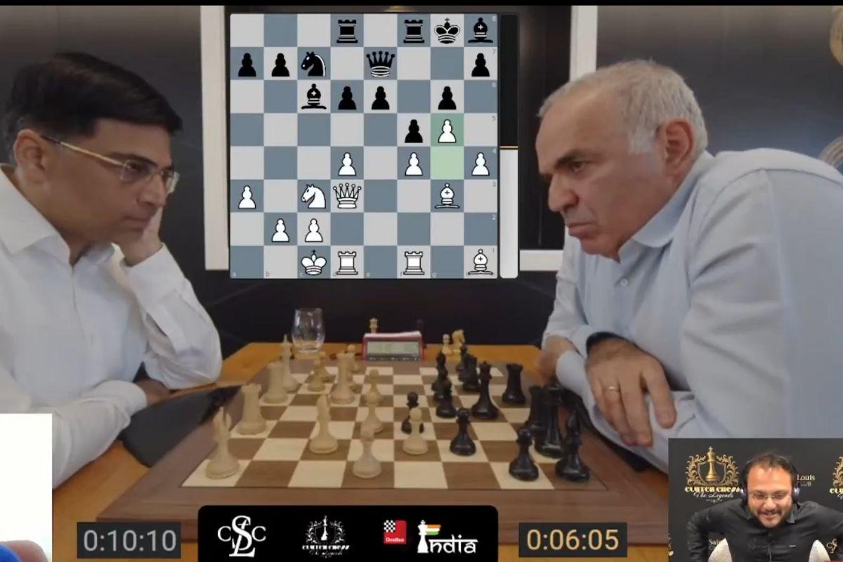 Interestingly, the first two games of the day were drawn and it was in the third game that Garry Kasparov was able to break the deadlock as Viswanathan Anand walked in to a lost King and pawns endgame, possibly from a what could have been a probably draw.