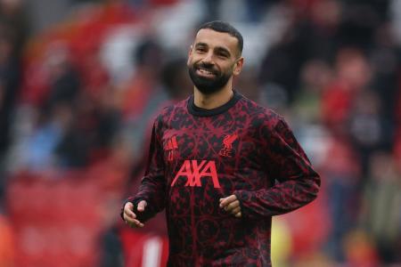 Out of form, Mohamed Salah squandered a chance in Liverpool's loss against Manchester United on Sunday