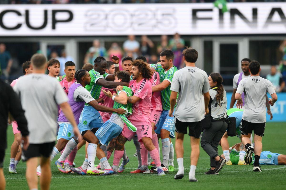 Seattle Sounders FC and Inter Miami CF push and shove after their Leagues Cup game at Lumen Field at Seattle, Washington, USA, on Sunday.