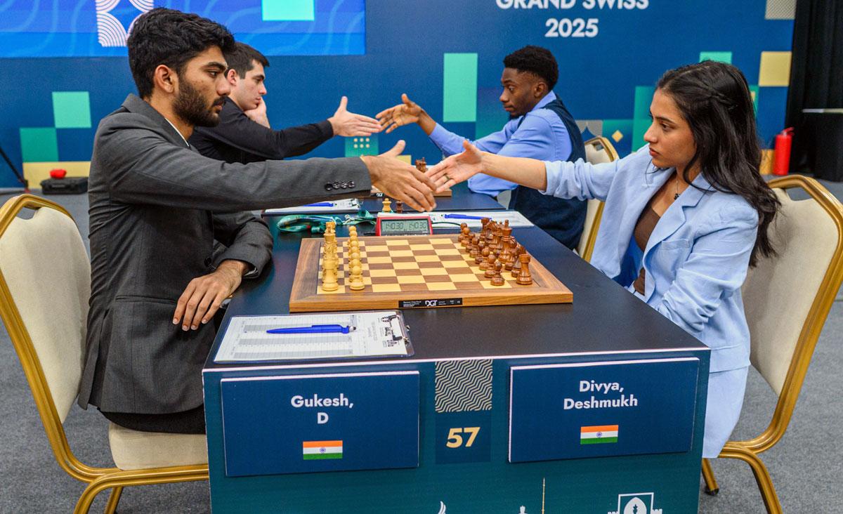D Gukesh in action against Divya Deshmukh D Gukesh in action against Divya Deshmukh